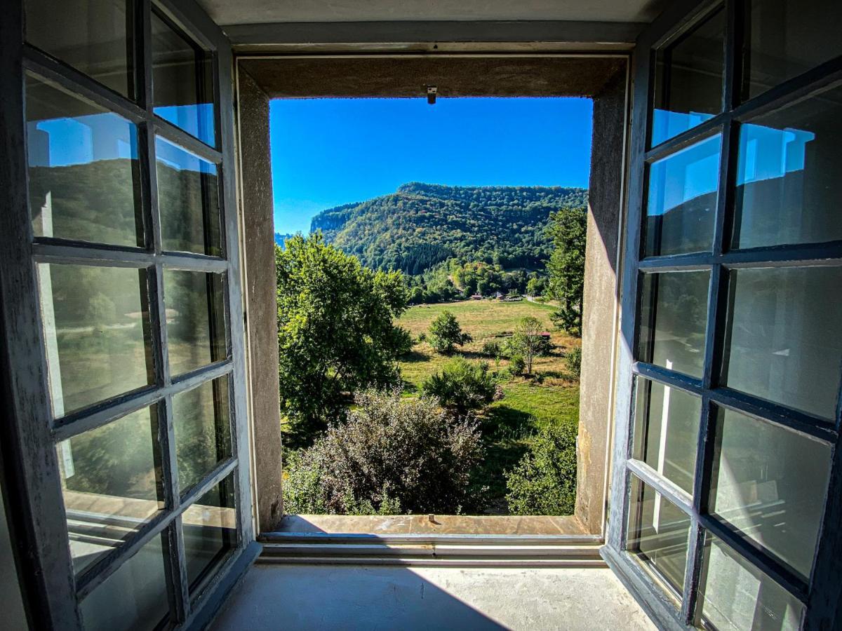 Villa Lisons Des Sources Nans-sous-Sainte-Anne Exterior foto
