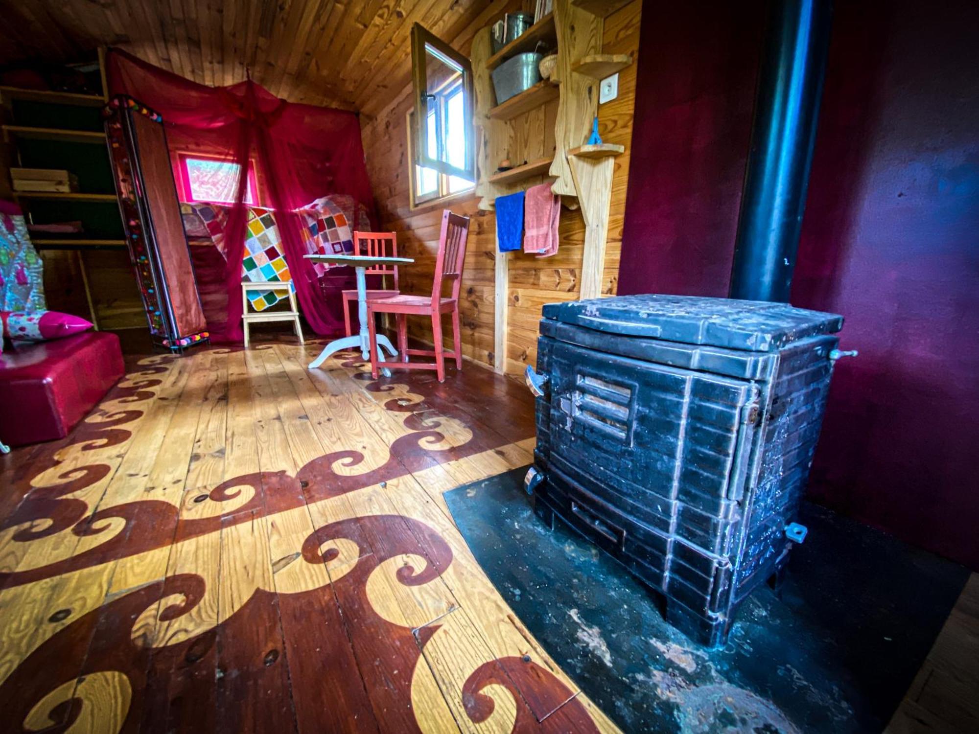 Villa Lisons Des Sources Nans-sous-Sainte-Anne Zimmer foto
